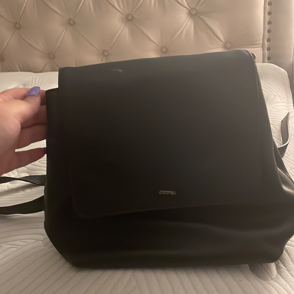 Carpisa Italian leather backpack medium size - Picture 3 of 5